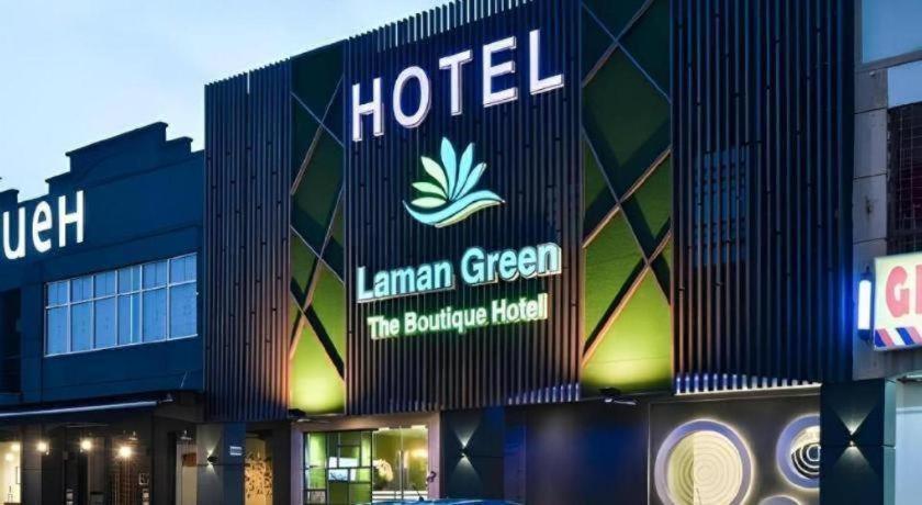 Laman The Boutique